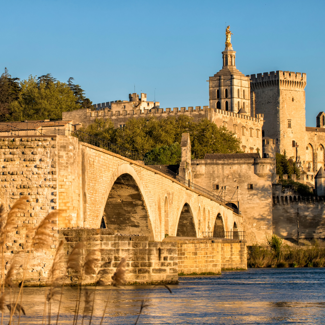 Excursion à Uzès et Avignon