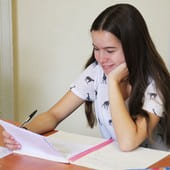 Estudar com aulas de lingua Montpellier